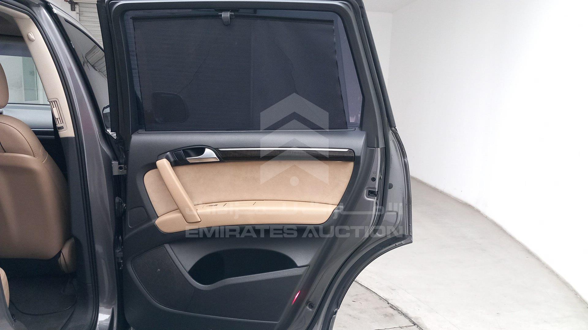 2013 AUDI Q7 VIN: WAUAGD4L3DD000355