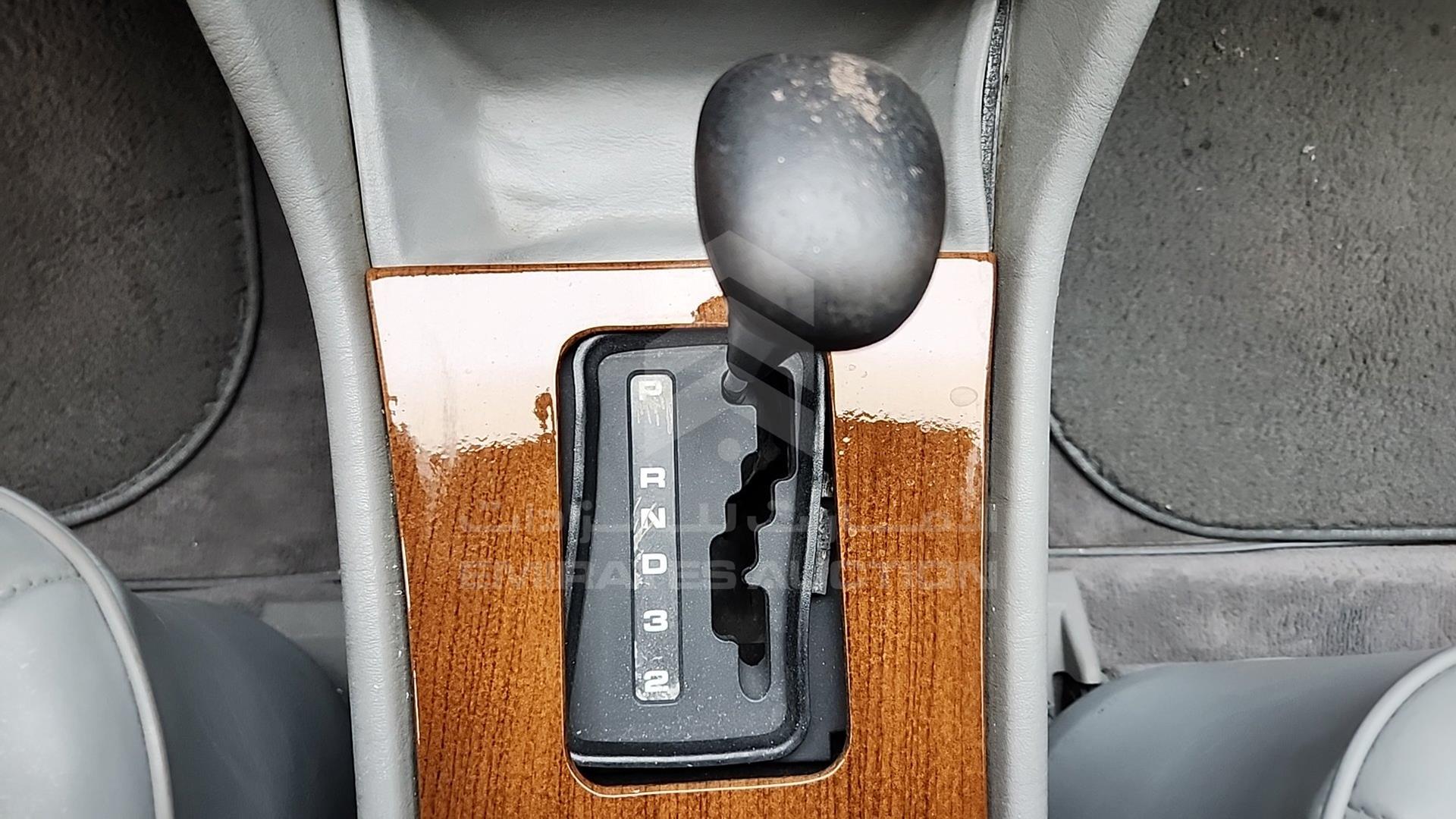 1989 MERCEDES 300 VIN: WDBCA24D0KA438919