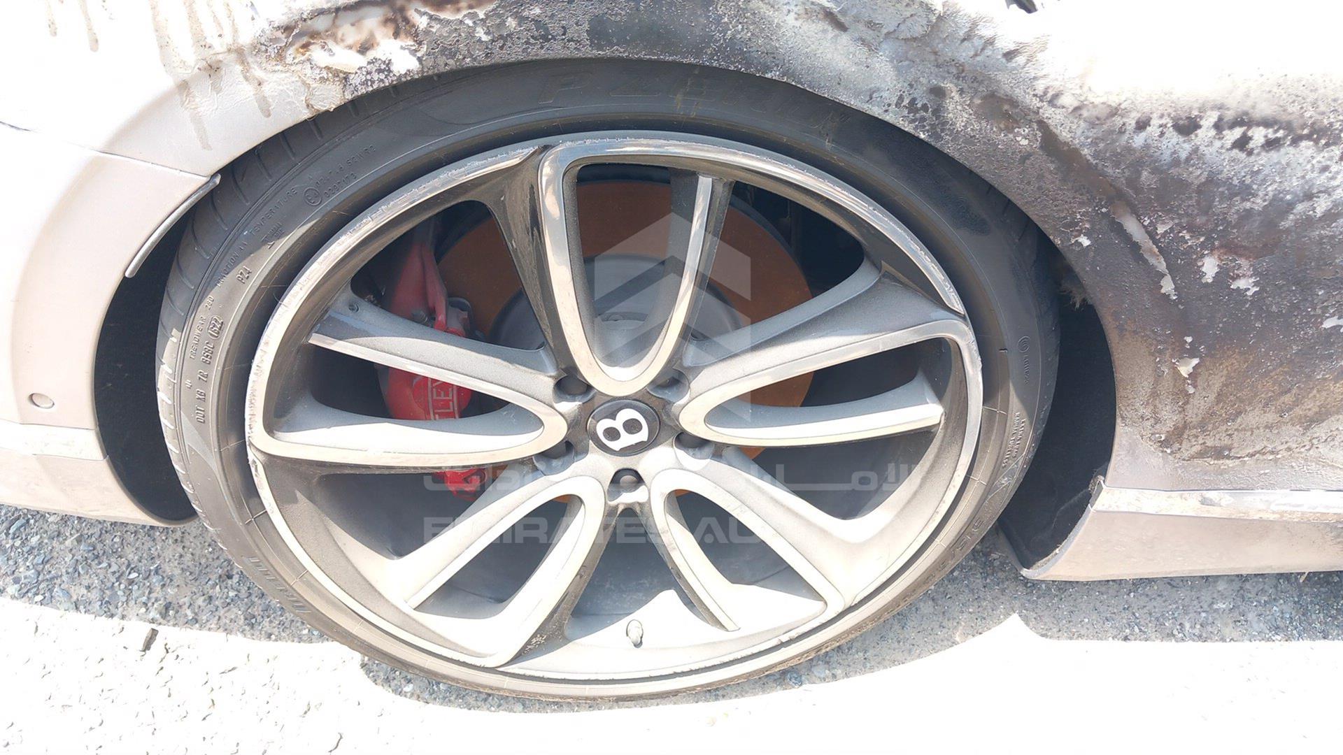 2019 BENTLEY CONTINENTAL VIN: SCBCA1ZG9JC069398