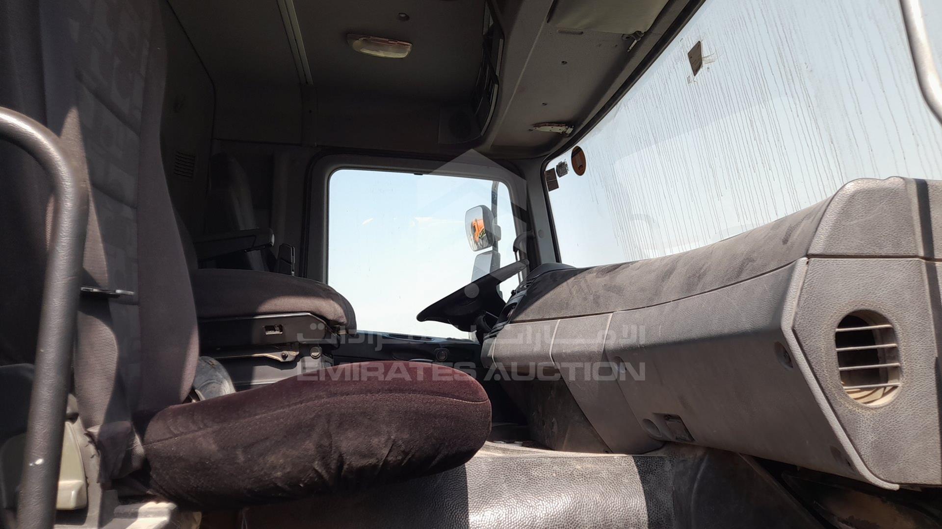 2008 MERCEDES ACTROS VIN: WDAKHCAA08L292157