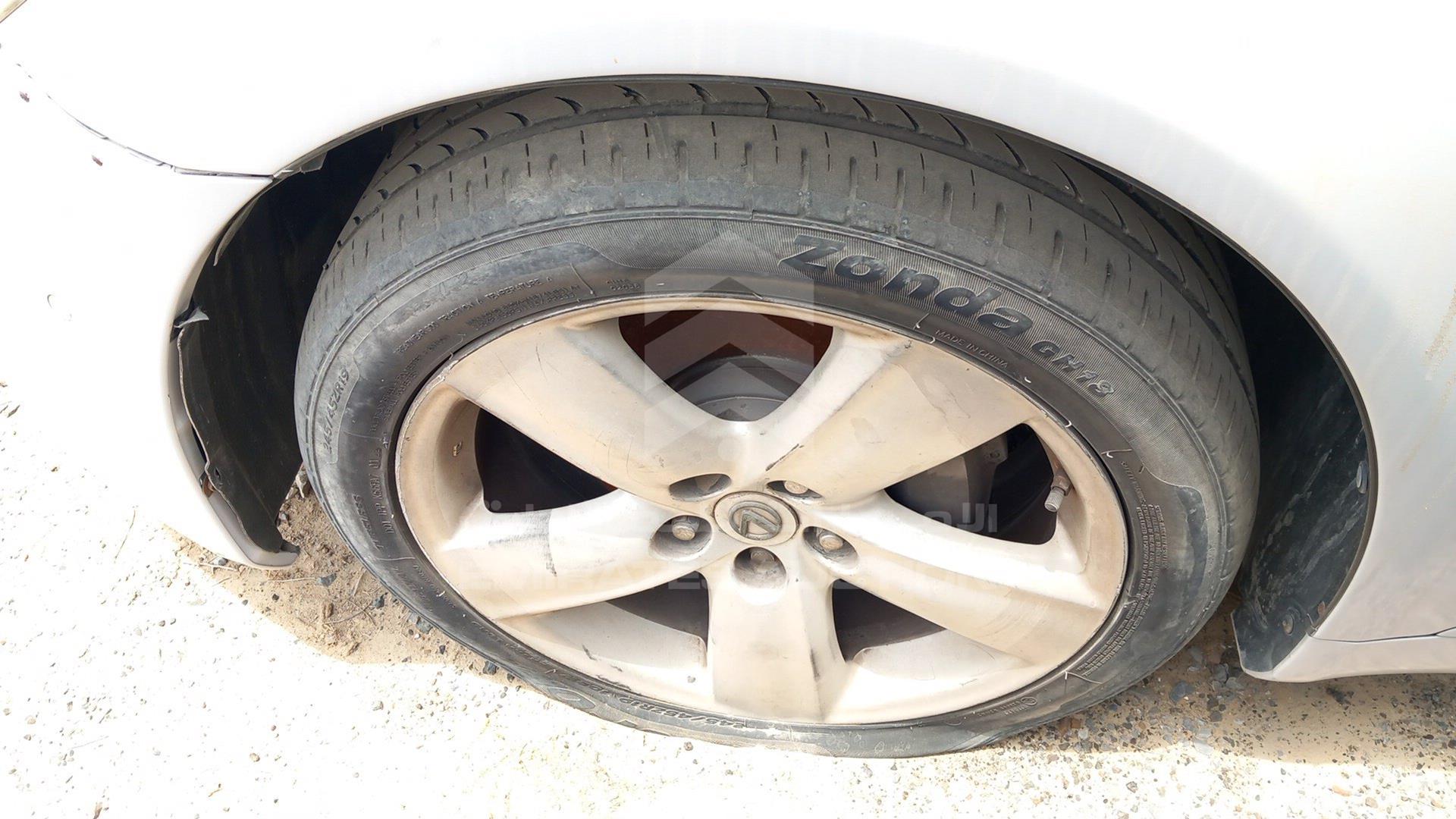 2008 LEXUS --- VIN: JTHBL46F685066911