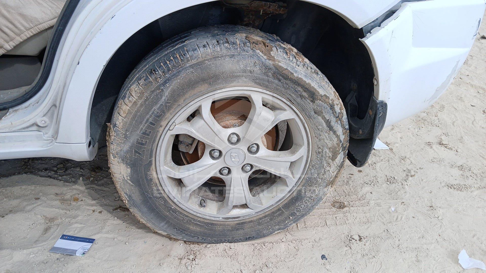 2009 HYUNDAI TUCSON VIN: KMHJM81B49U047461