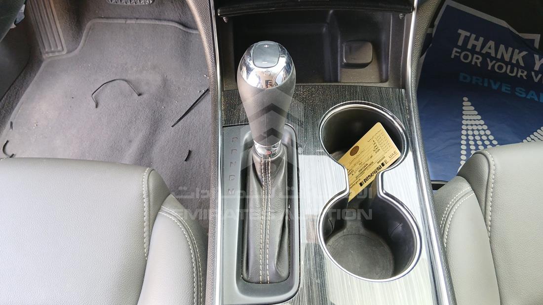 2019 Chevrolet Impala — Gear View — Photo 18