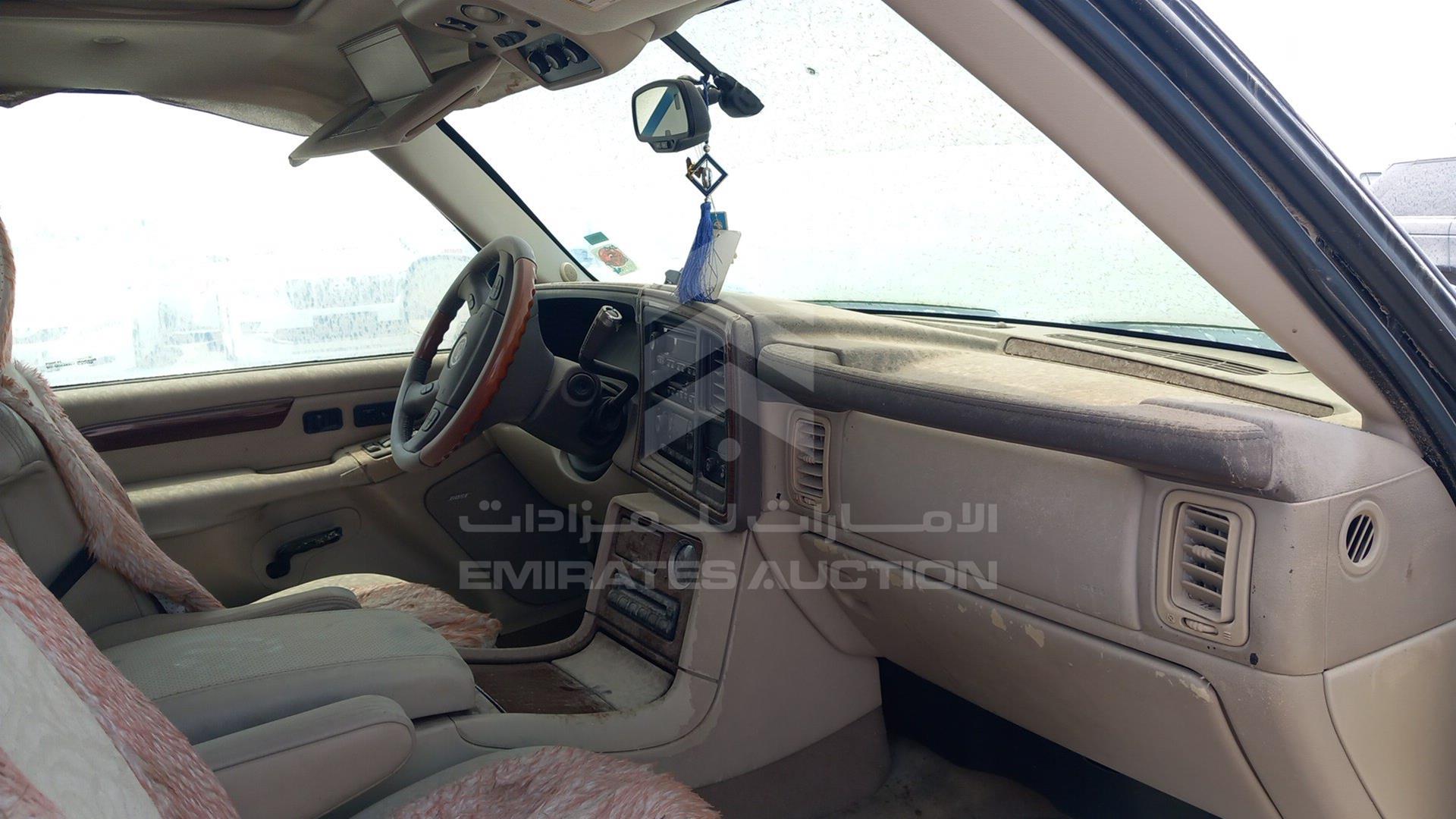 2004 CADILLAC ESCALADE VIN: 1GYEK63N84R291868