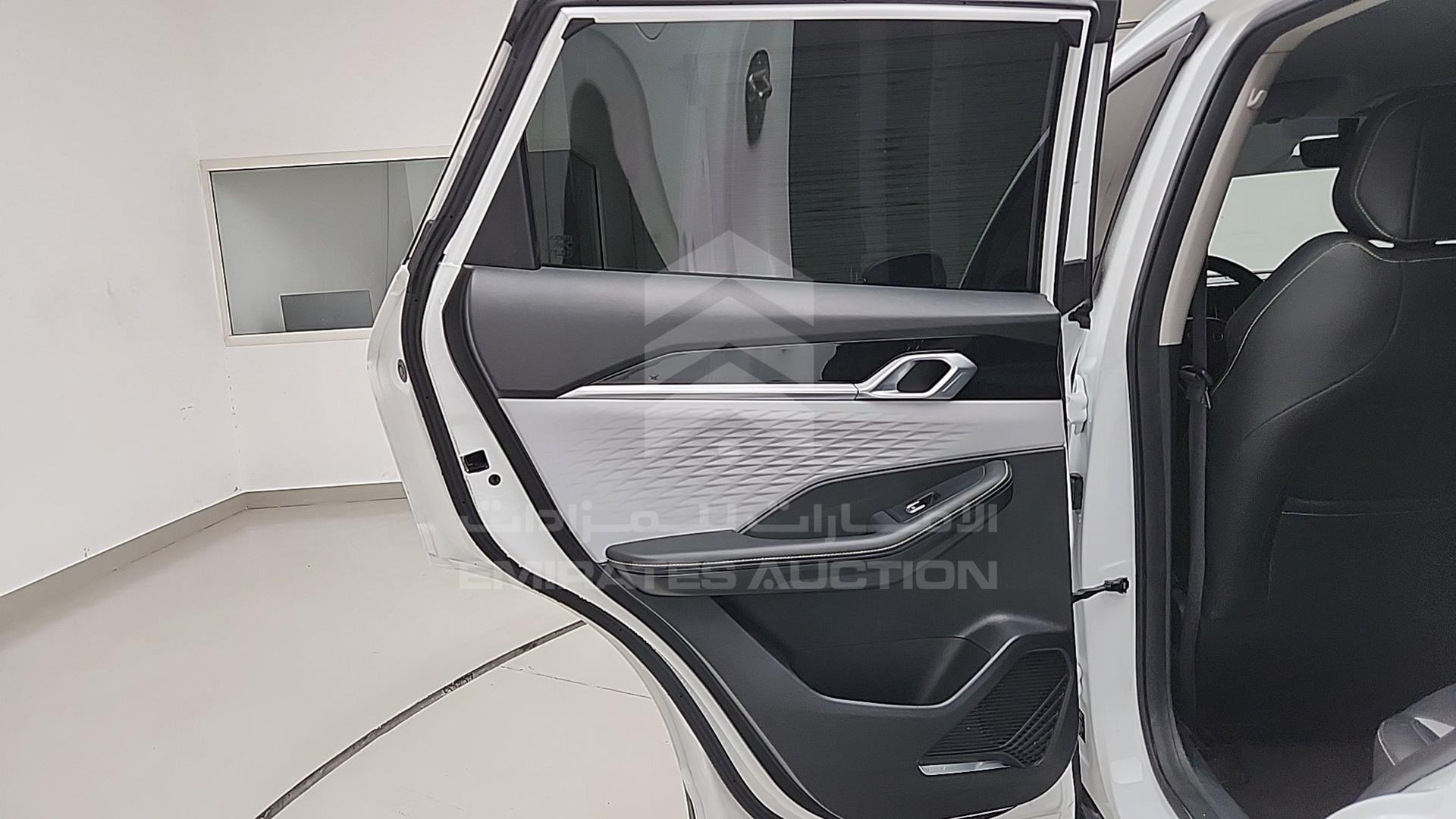 2024 GEELY COOLRAY VIN: LB3762KZ2RX505360