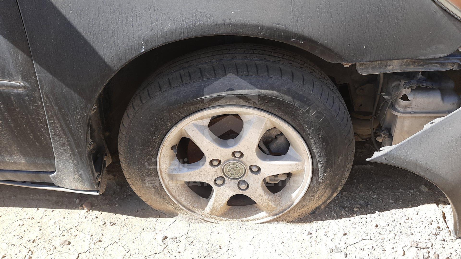 2004 TOYOTA CAMRY VIN: 4T1BE32K84U262000