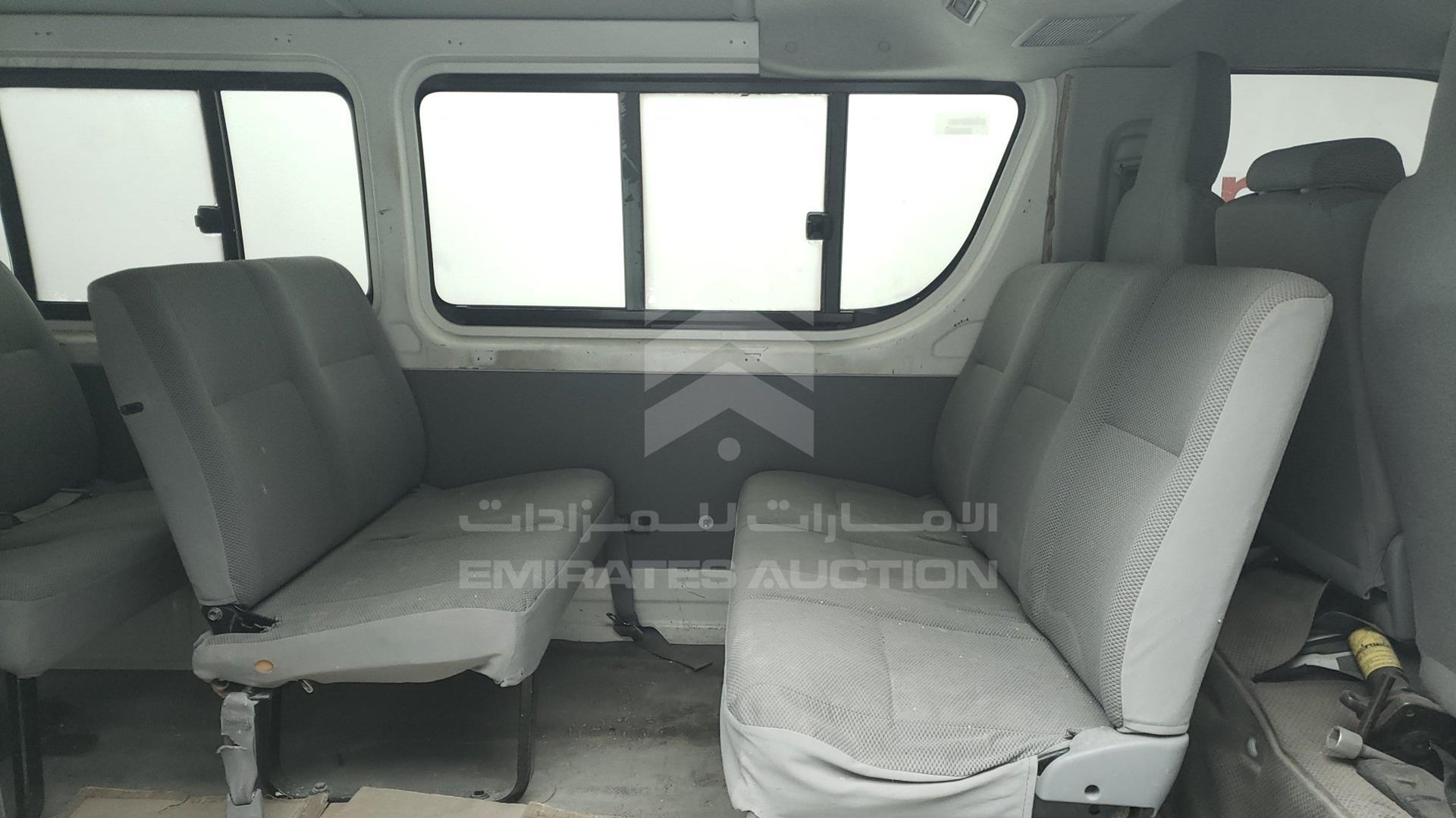2007 TOYOTA HIACE VIN: JTGJX02PX70010963