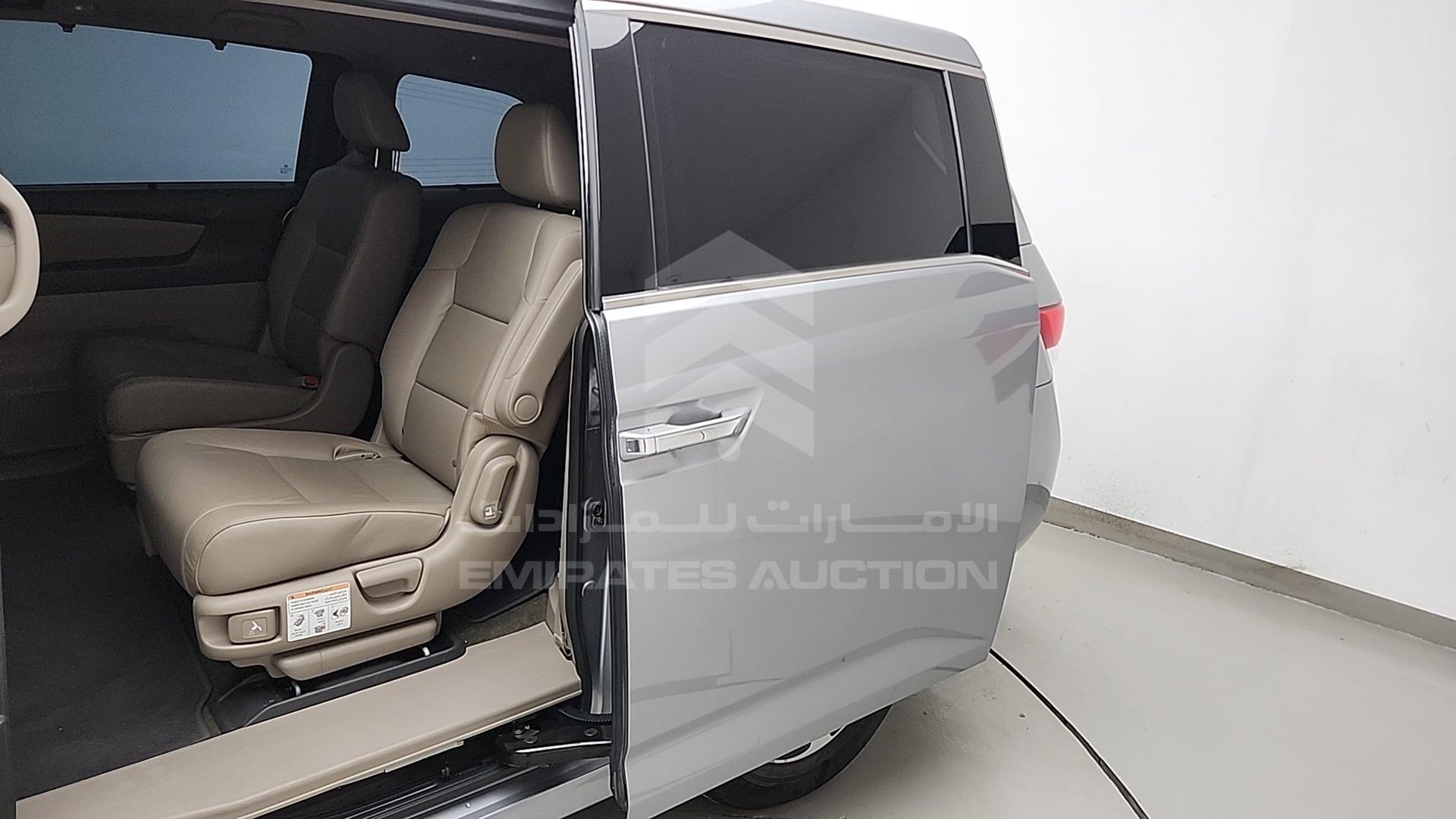 2016 HONDA ODYSSEY VIN: 5KBRL5894GB701569