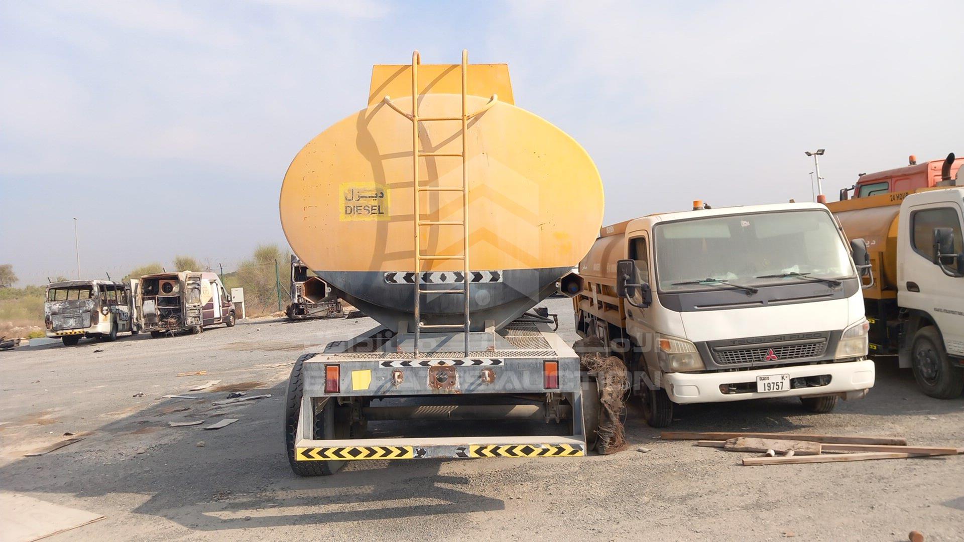 2001 FUEL TANK --- VIN: D091628DXBTRAILER