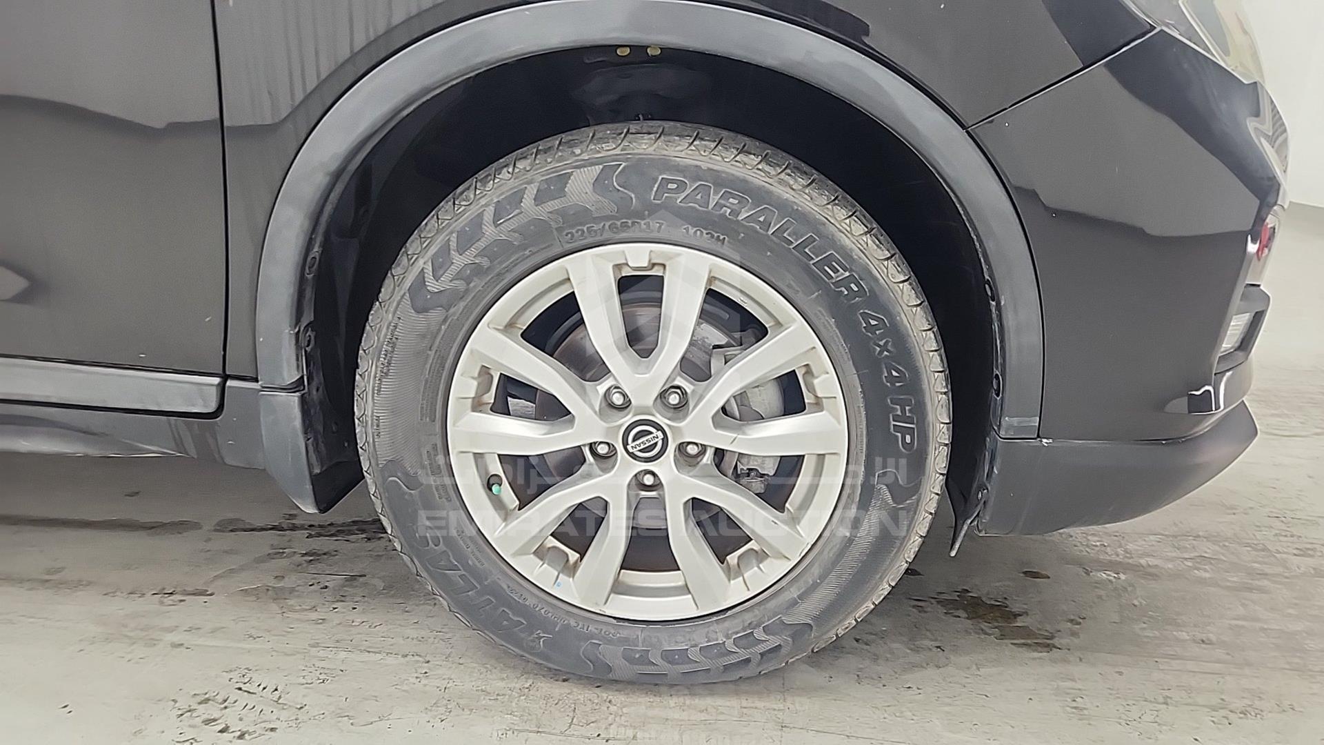 2019 NISSAN X-TRAIL VIN: JN1BT2MW8KW014676