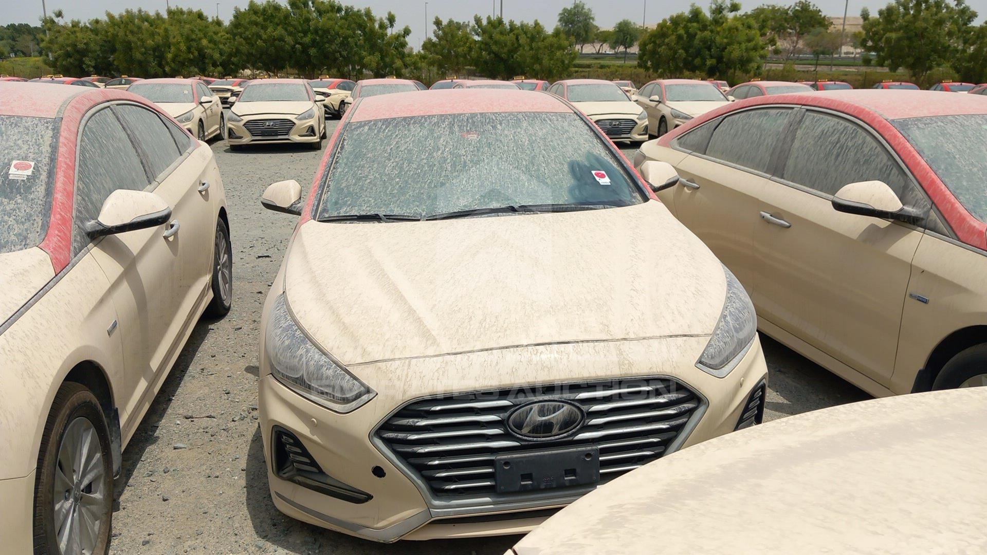 2019 HYUNDAI SONATA VIN: KMHE24132KA092933
