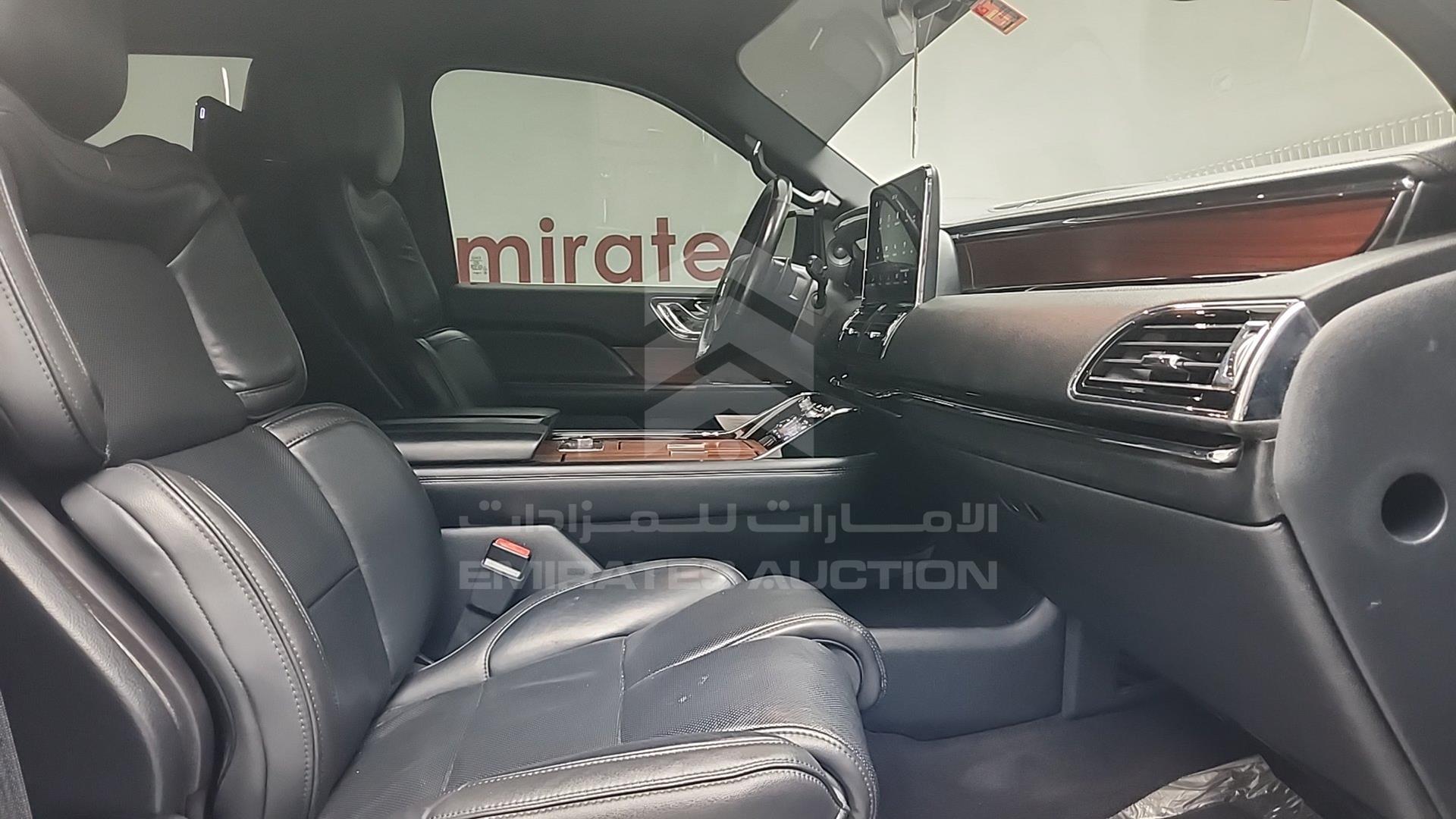 2018 LINCOLN NAVIGATOR VIN: 5LMJJ2LT4JEL16887