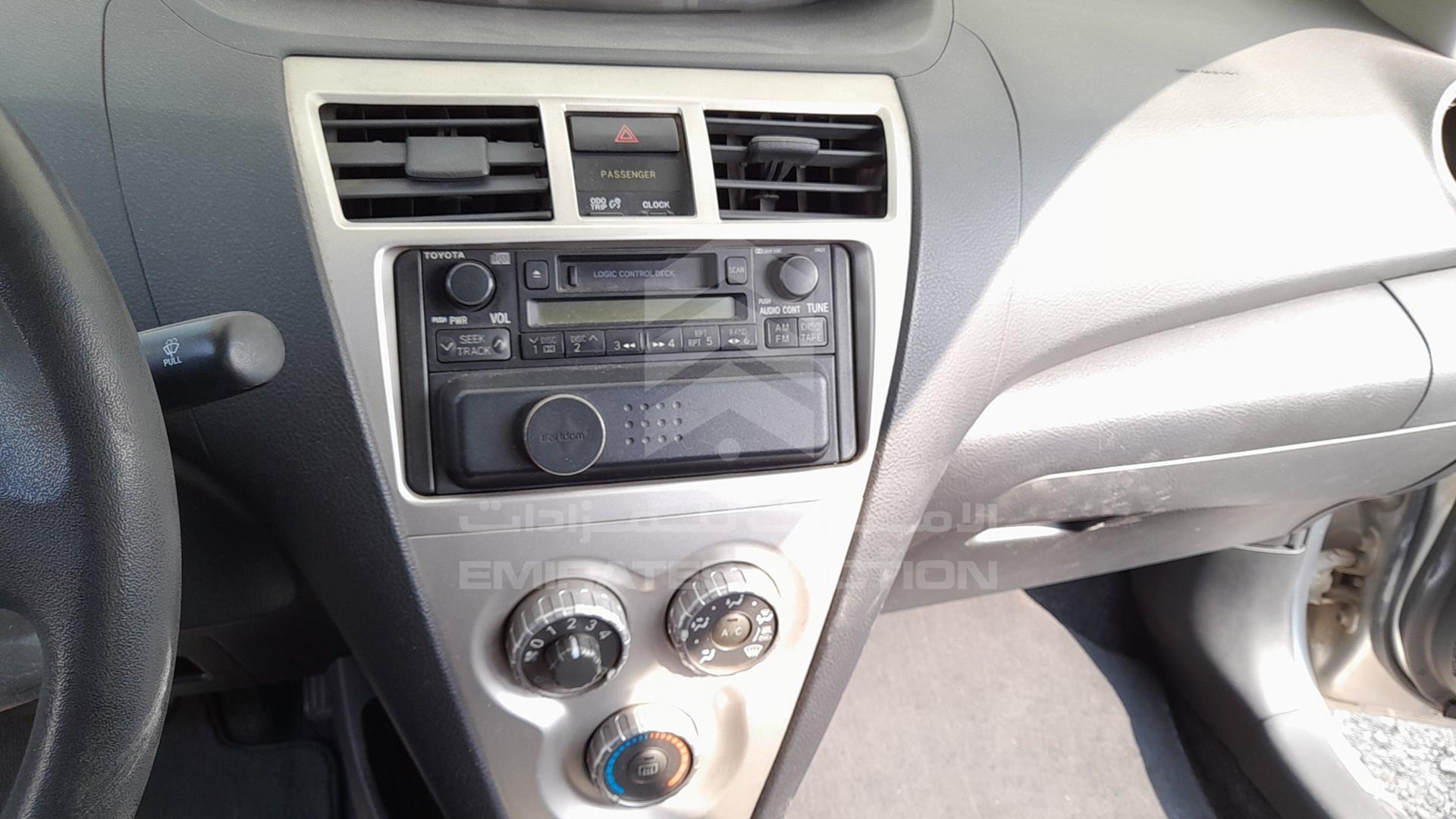 2007 TOYOTA YARIS VIN: JTDBW923971077991
