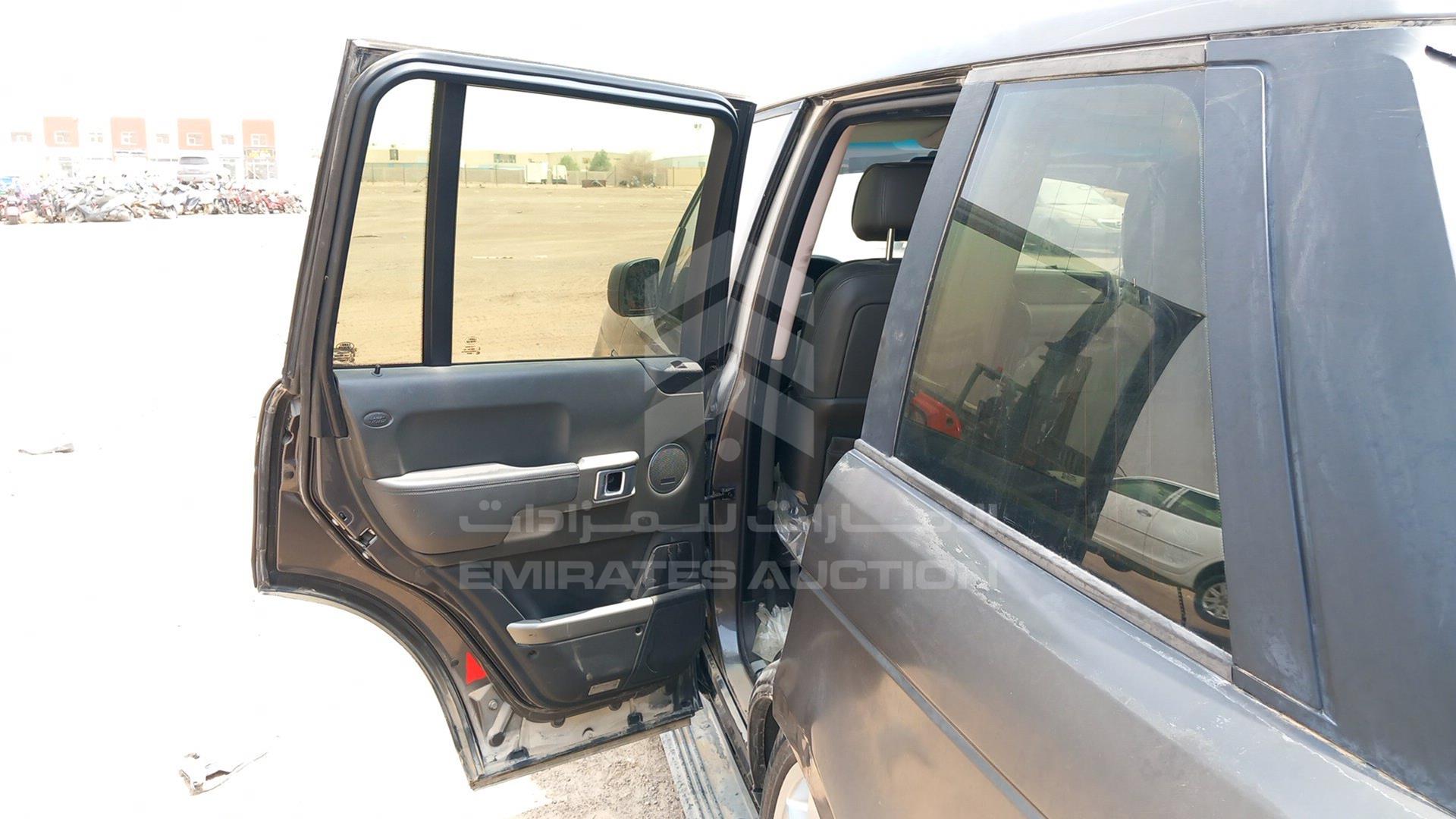 2005 RANGE ROVER HSE VIN: SALLMAMA45A189270