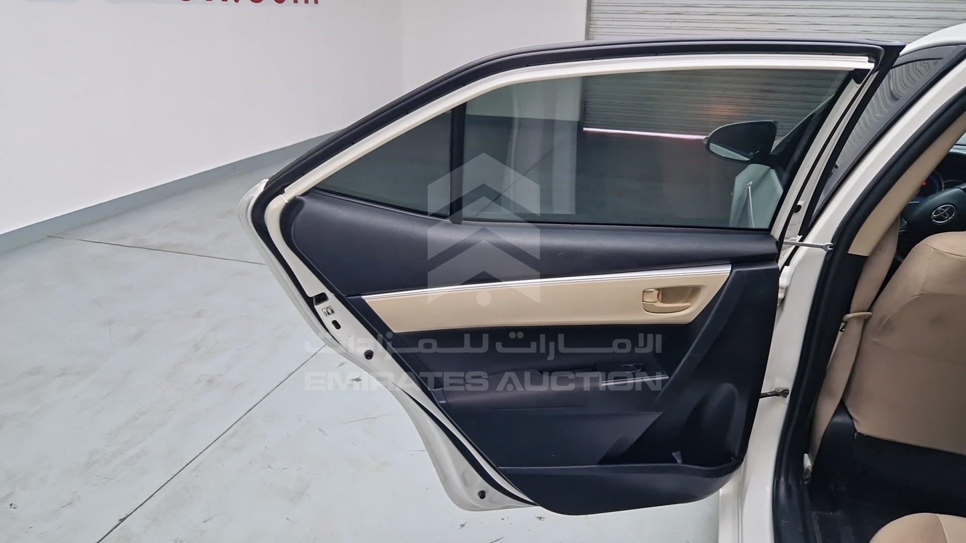 2014 TOYOTA COROLLA VIN: RKLBB9HE8E5015141