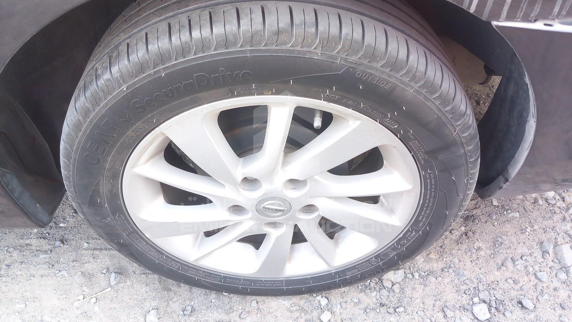 2015 NISSAN SENTRA VIN: MNTAB7A94F6005138