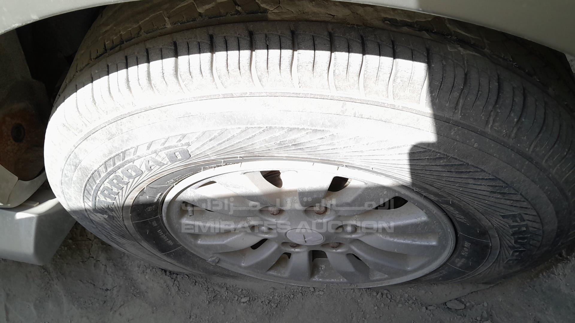 2010 MITSUBISHI PAJERO VIN: JMYMRV85WAJ701504