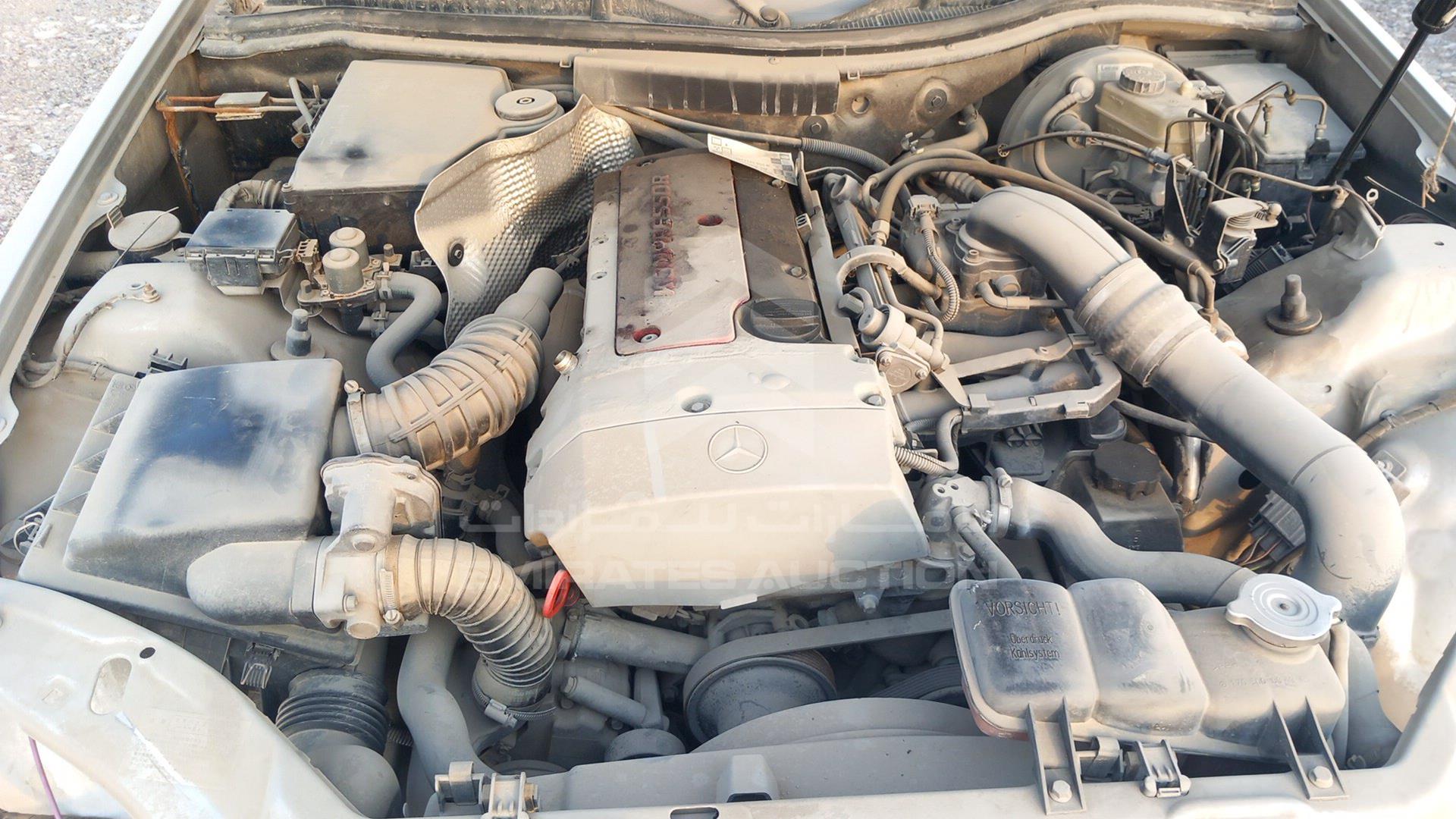 2000 MERCEDES CLK 230 VIN: WDB1704471F138252