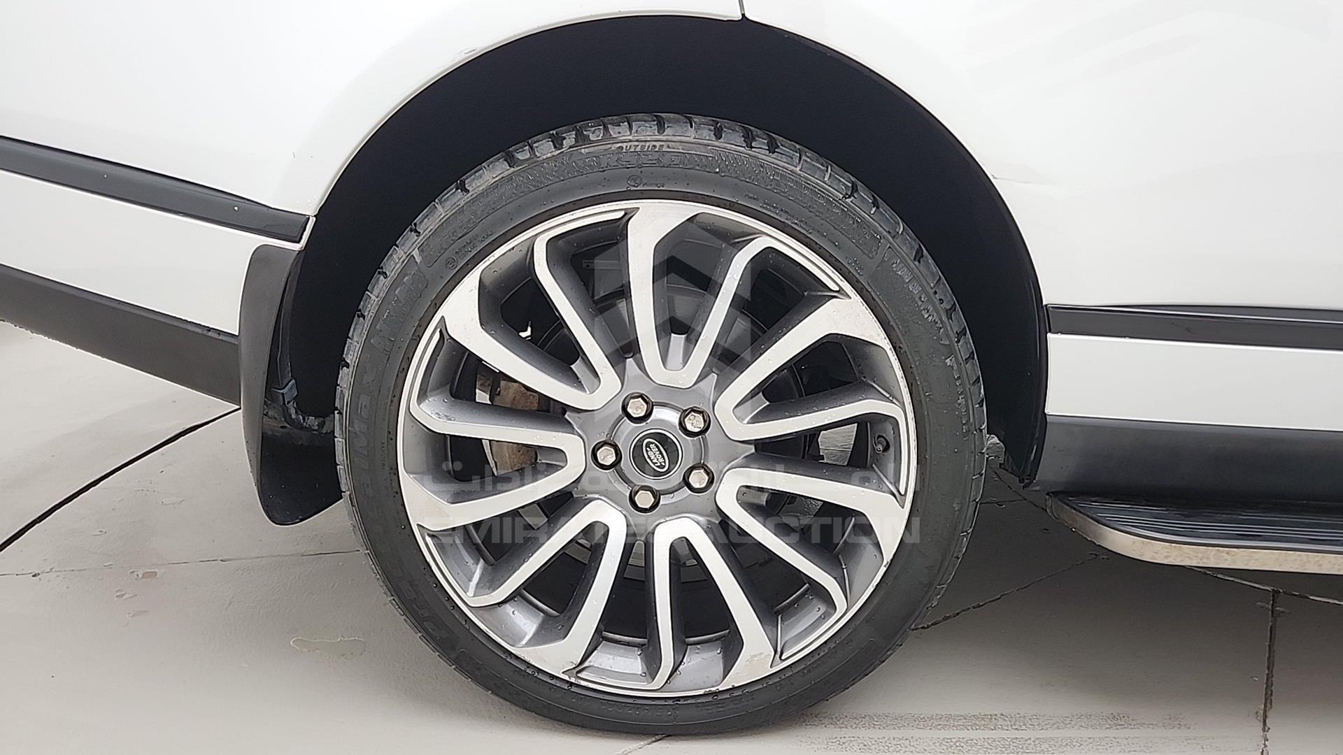 2014 RANGE ROVER VOGUE VIN: SALGA2EF8EA137587