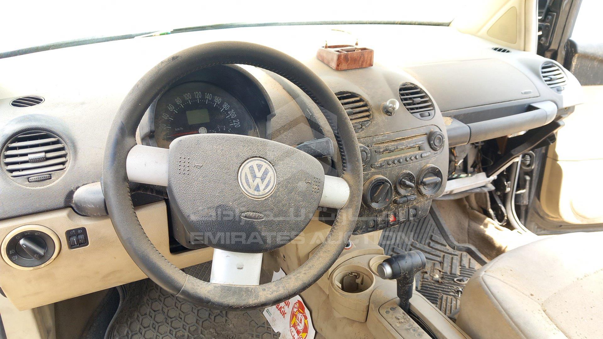 2002 VOLKSWAGEN BEETLE VIN: WVWZZZ9CZ2M627869