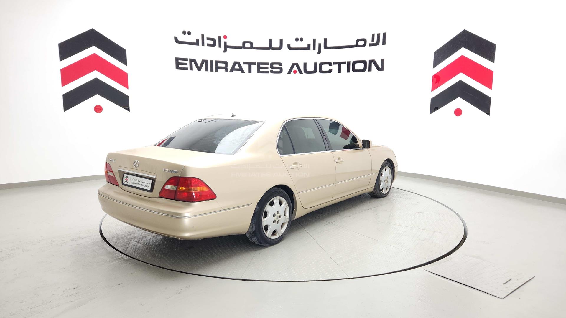 2001 LEXUS LS 430 VIN: JTHBN30FX10024631