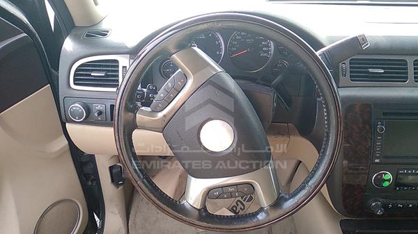 GMC YUKON DENALI 2011 1GKS27EF3BR244785 Image 4