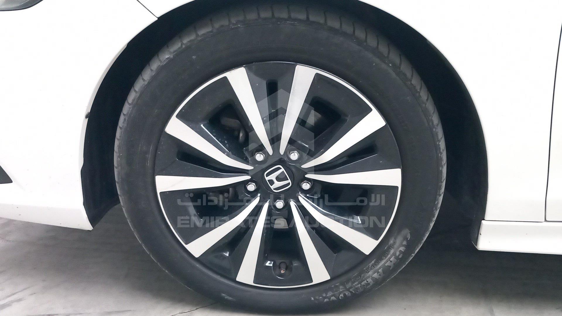 2022 HONDA CIVIC VIN: JHMFE1F75NX000949