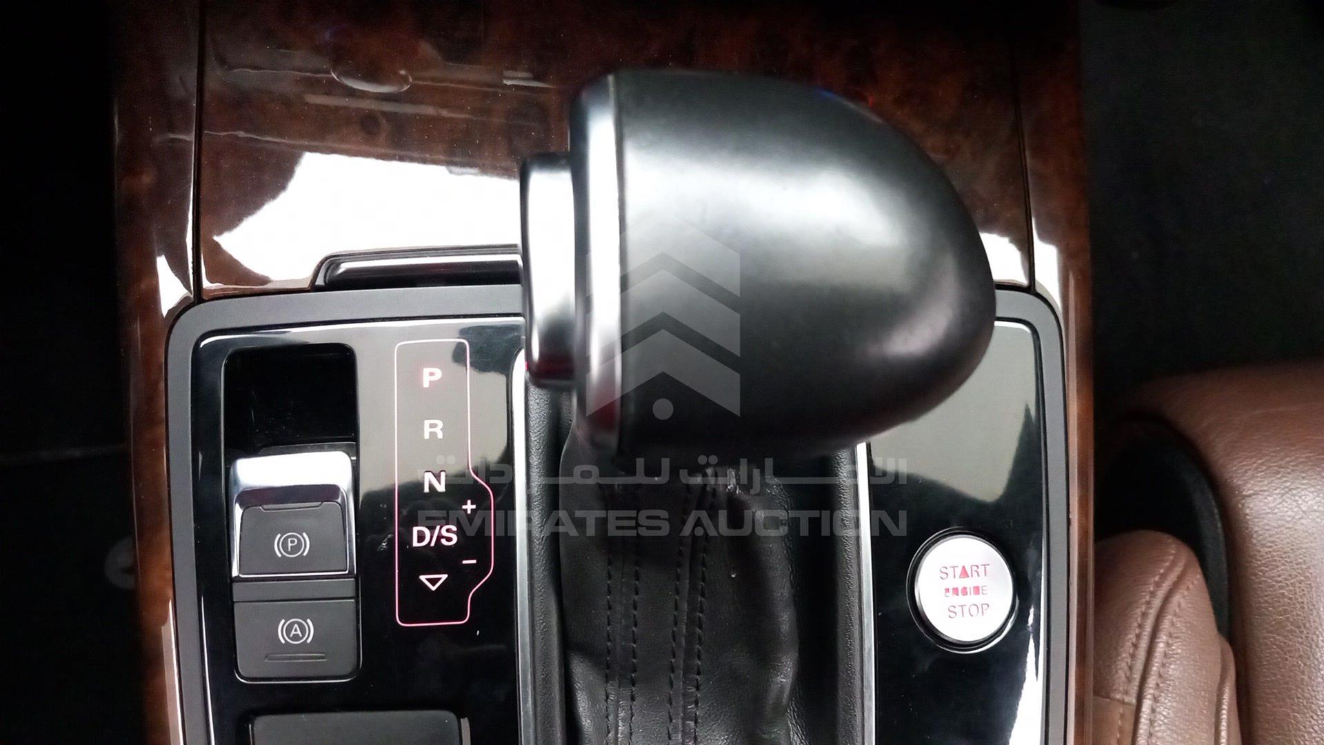 2013 AUDI A7 VIN: WAUSGC4G6DN000958