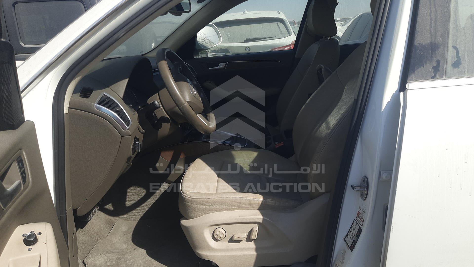 2012 AUDI Q5 VIN: WAUCFC8R8CA079364