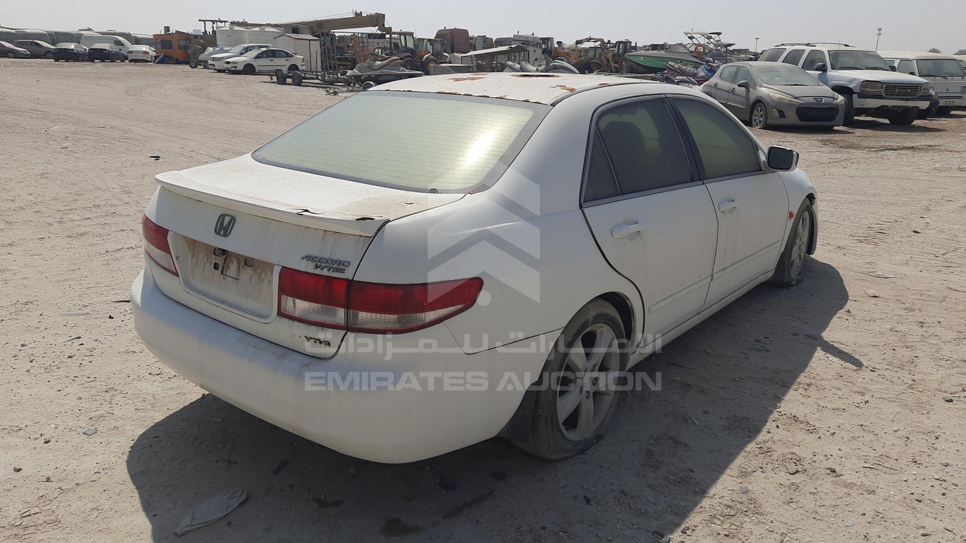 2004 HONDA ACCORD VIN: JHMCM56774C413393