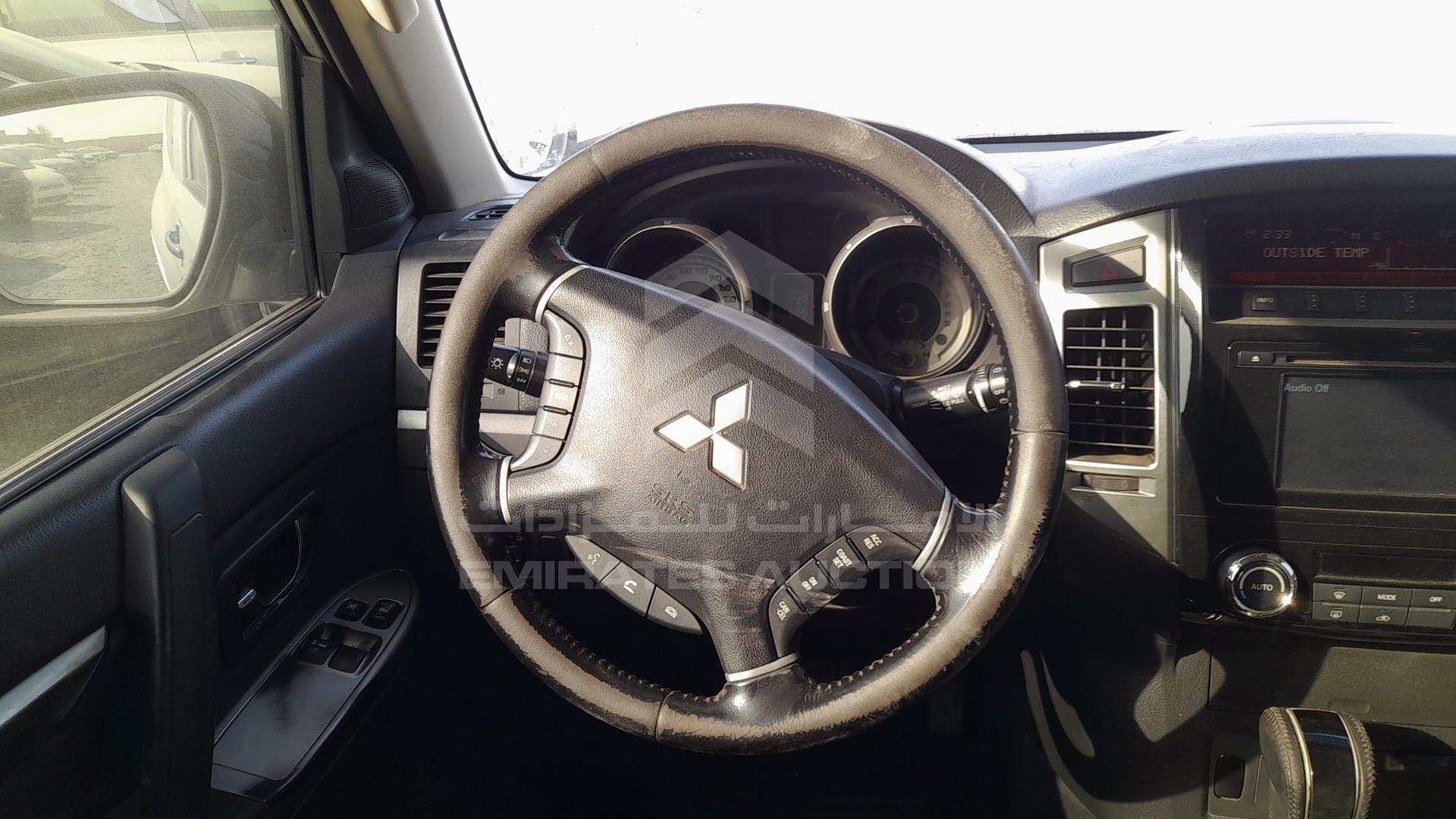 2016 MITSUBISHI PAJERO VIN: JMYMRV85WGJ710495