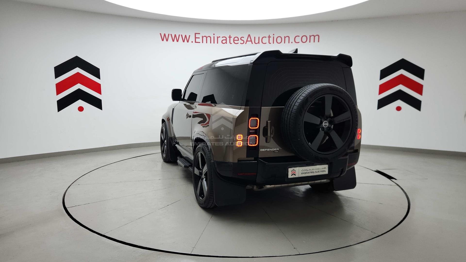 2022 LAND ROVER DEFENDER VIN: SALEA6BU1N2102059