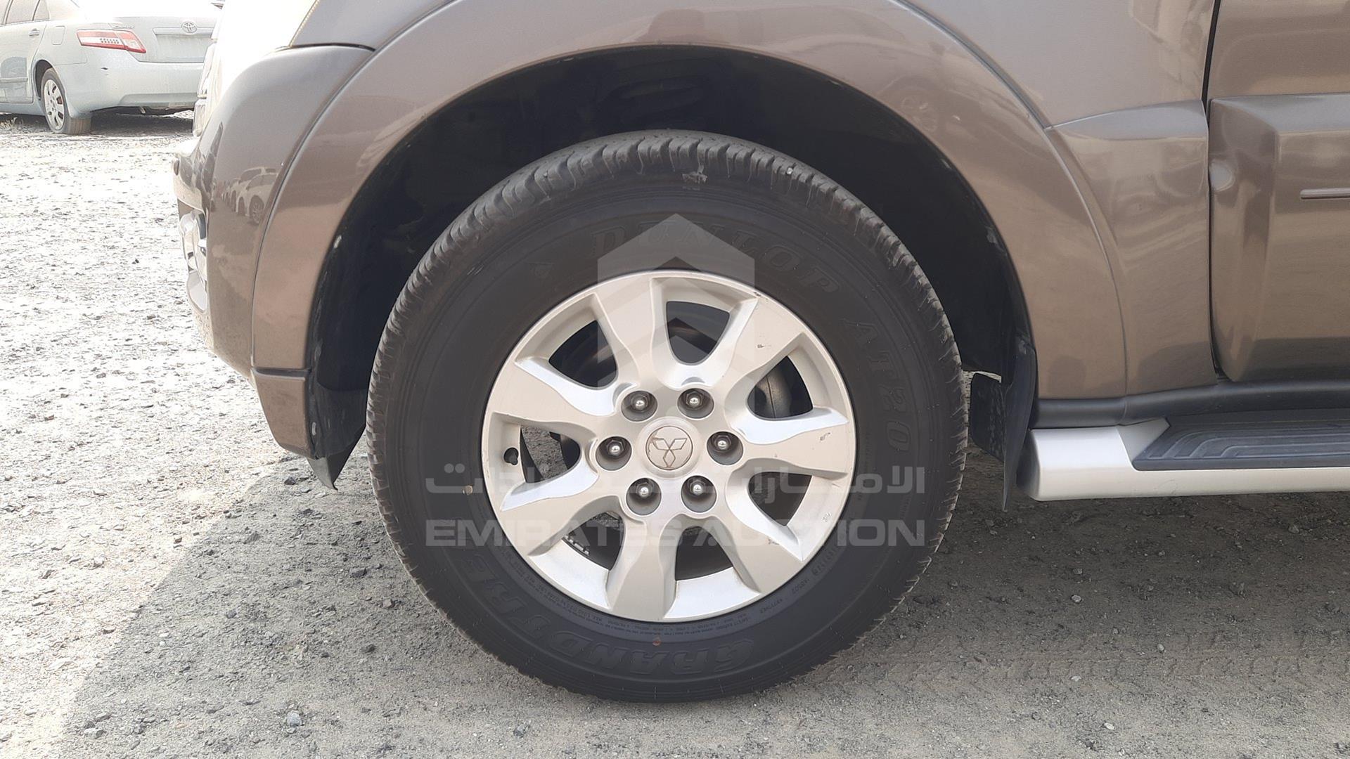 2016 MITSUBISHI PAJERO VIN: JMYMRV85WGJ725010