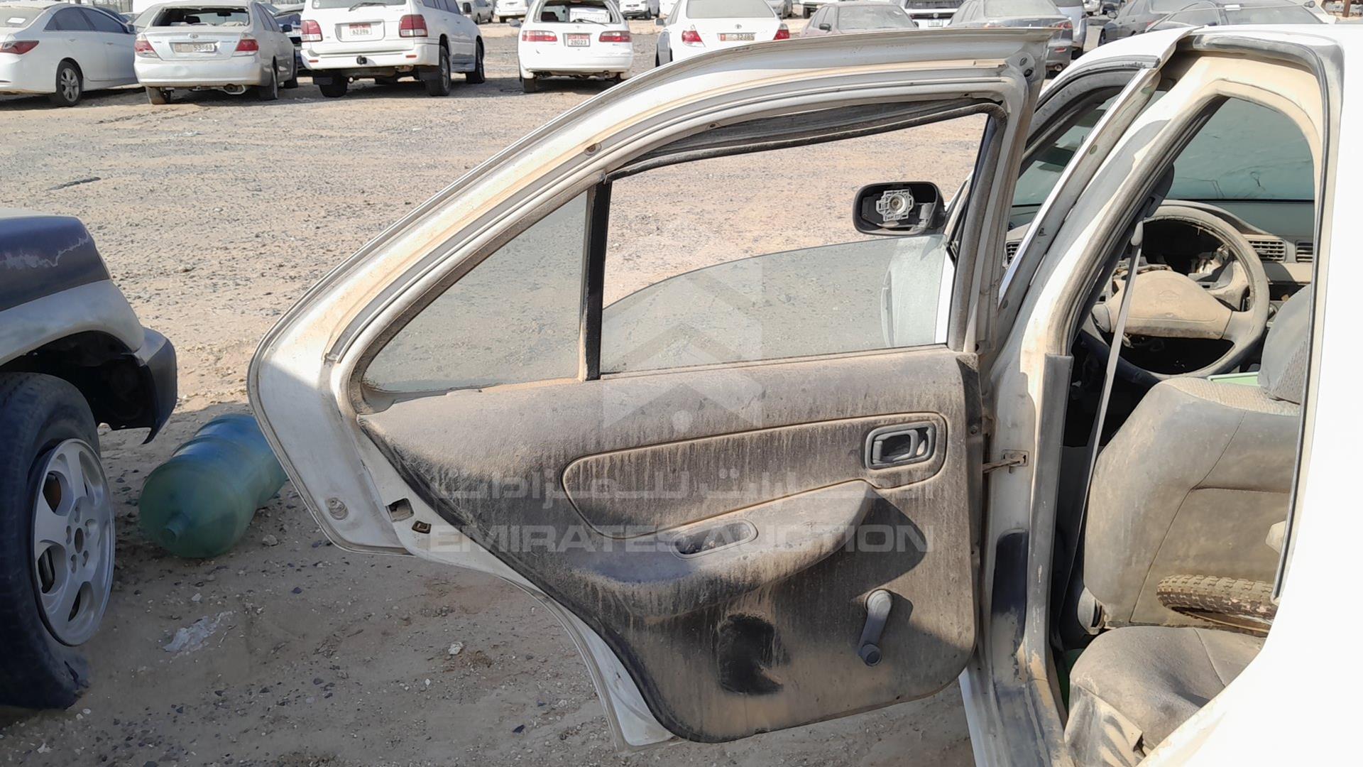 0 NISSAN SUNNY VIN: JN1BBAB14Z0321765