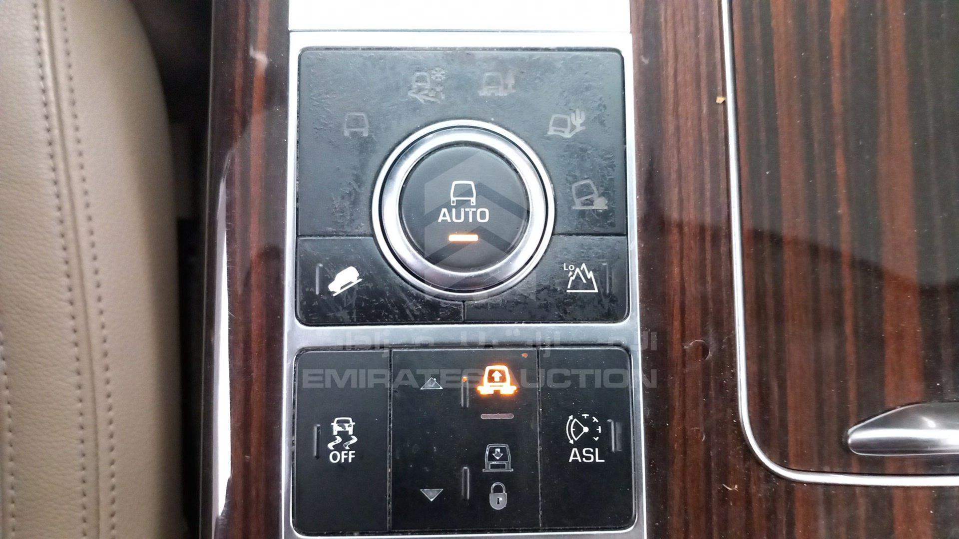 2015 RANGE ROVER HSE VIN: SALGA2DF7FA223492