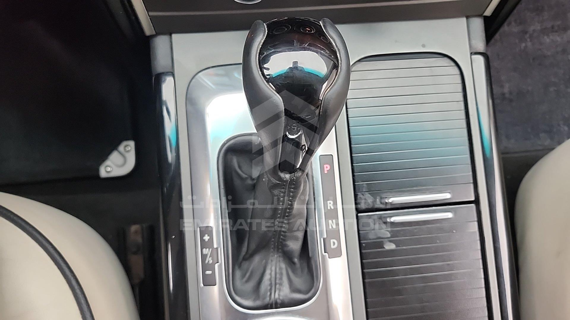 2010 RANGE ROVER VOGUE VIN: SALLMAME4AA317299