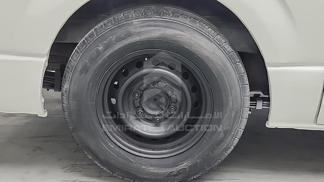 2011 Toyota Hiace — Rear Right Tyre — Photo 29