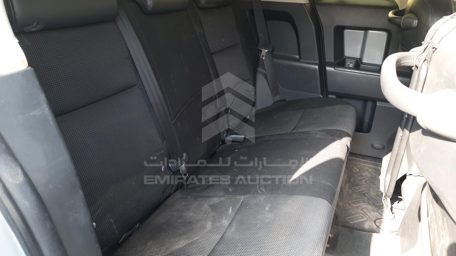 2014 TOYOTA FJ CRUISER VIN: JTEBU11FXEK198065