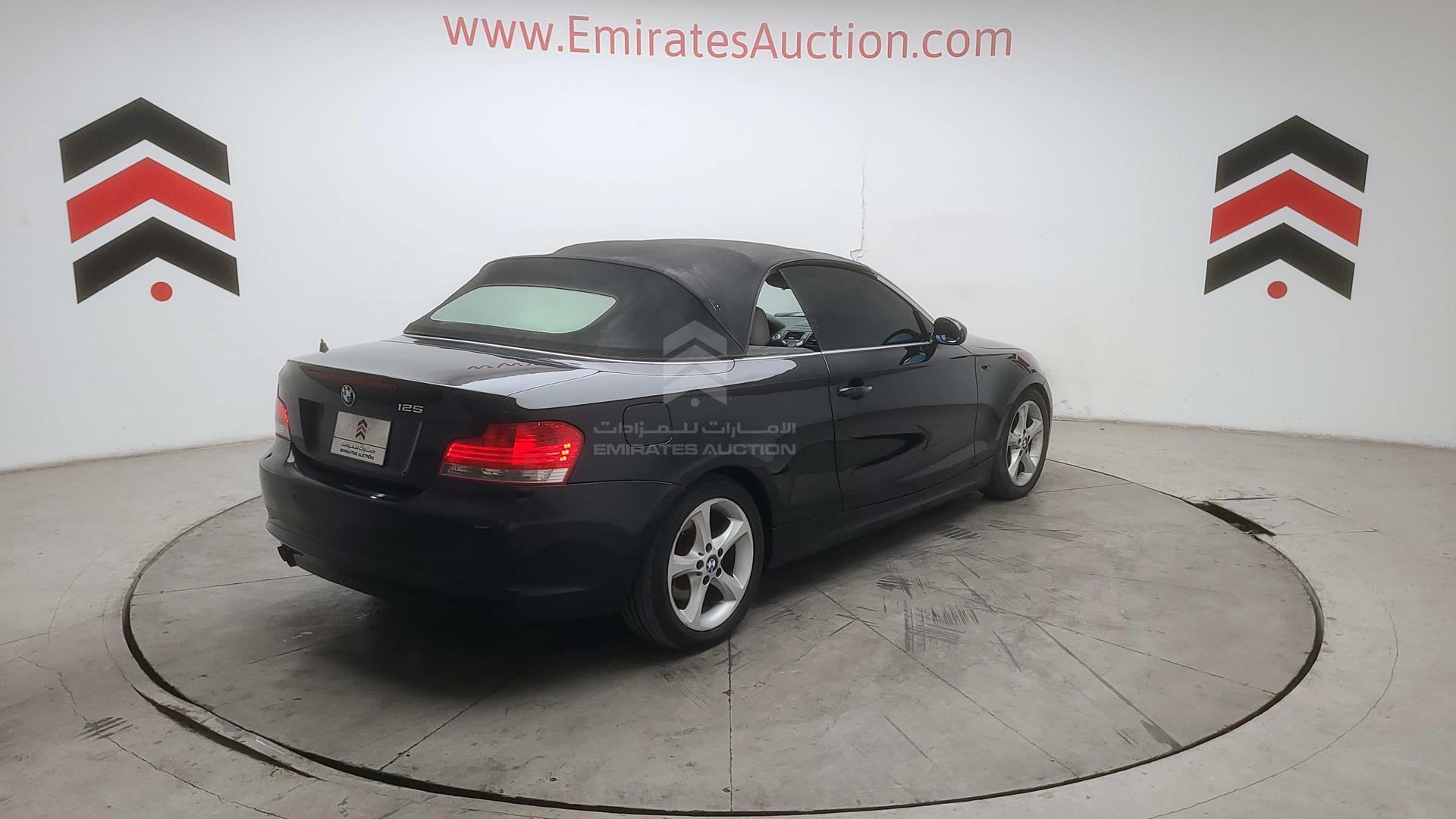 2009 BMW 125 I VIN: WBAUL910X9VF72611