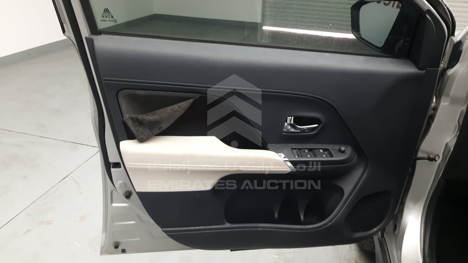 2019 TOYOTA RUSH VIN: MHKEF8BF0KK003403