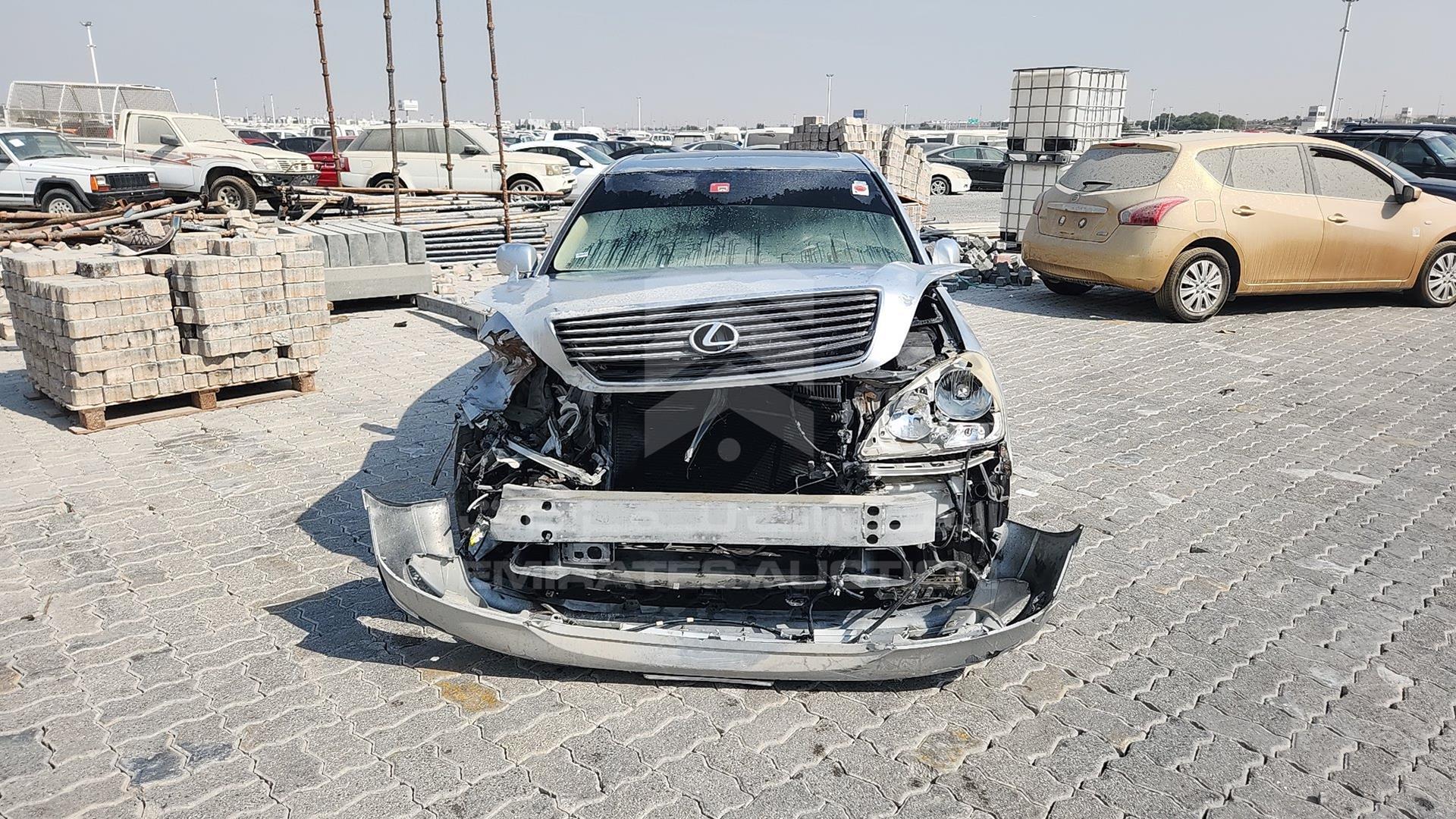 2001 LEXUS LS 430 VIN: JTHBN30F710008807
