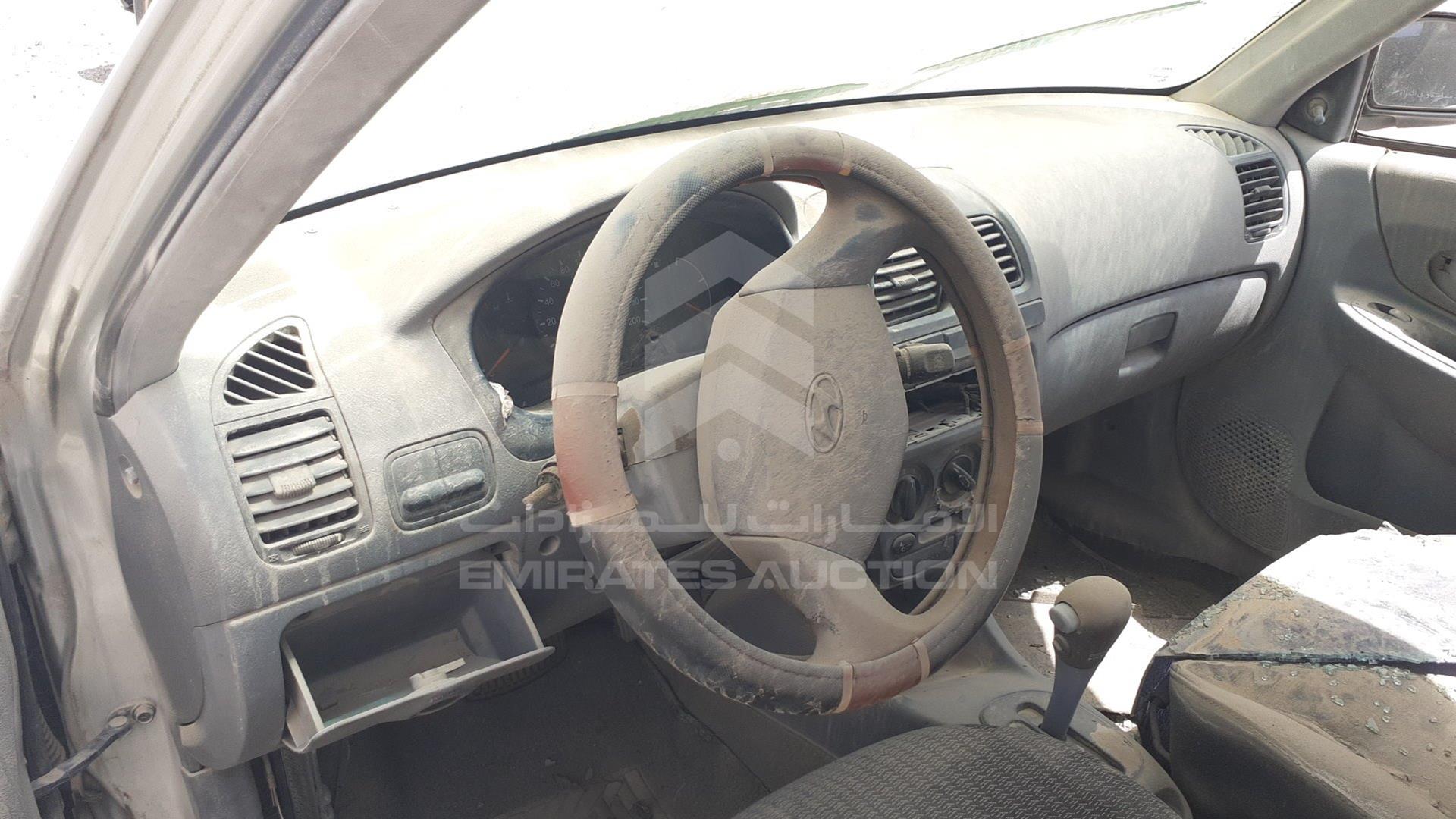 2005 HYUNDAI ACCENT VIN: KMHCG41G15U618273