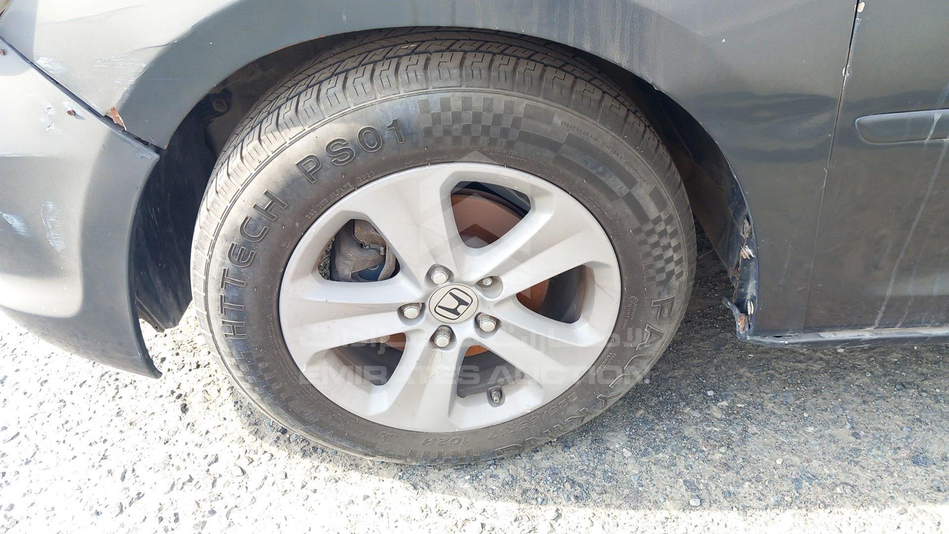 2005 HONDA ODYSSEY VIN: 5FNRL38435B419590