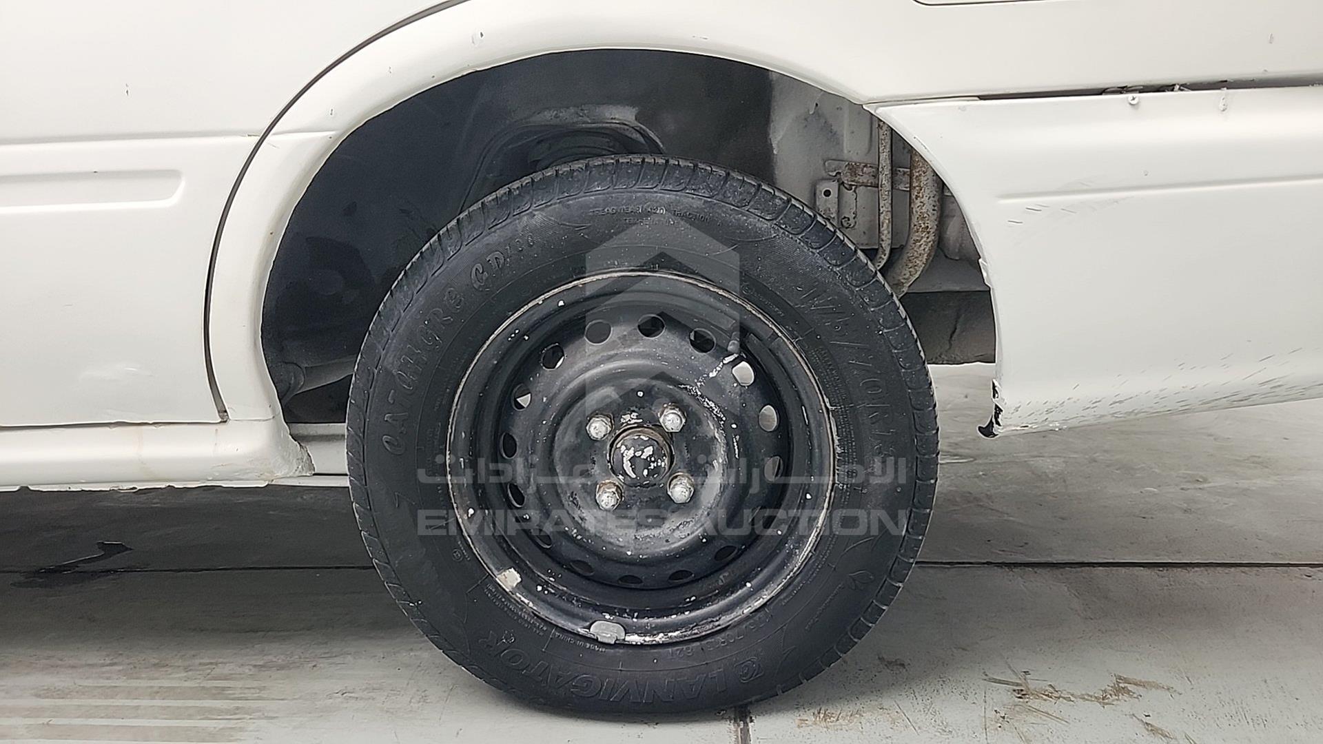 2000 NISSAN SUNNY VIN: JN1BB41S5YW002901