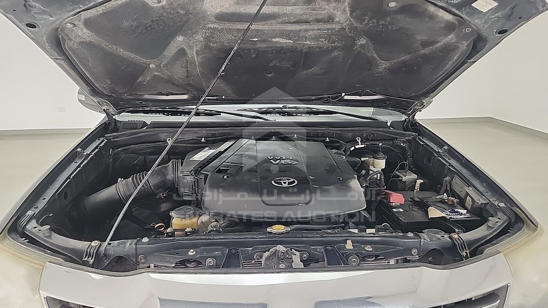 2014 TOYOTA FORTUNER VIN: MHFYU59G2E7034786
