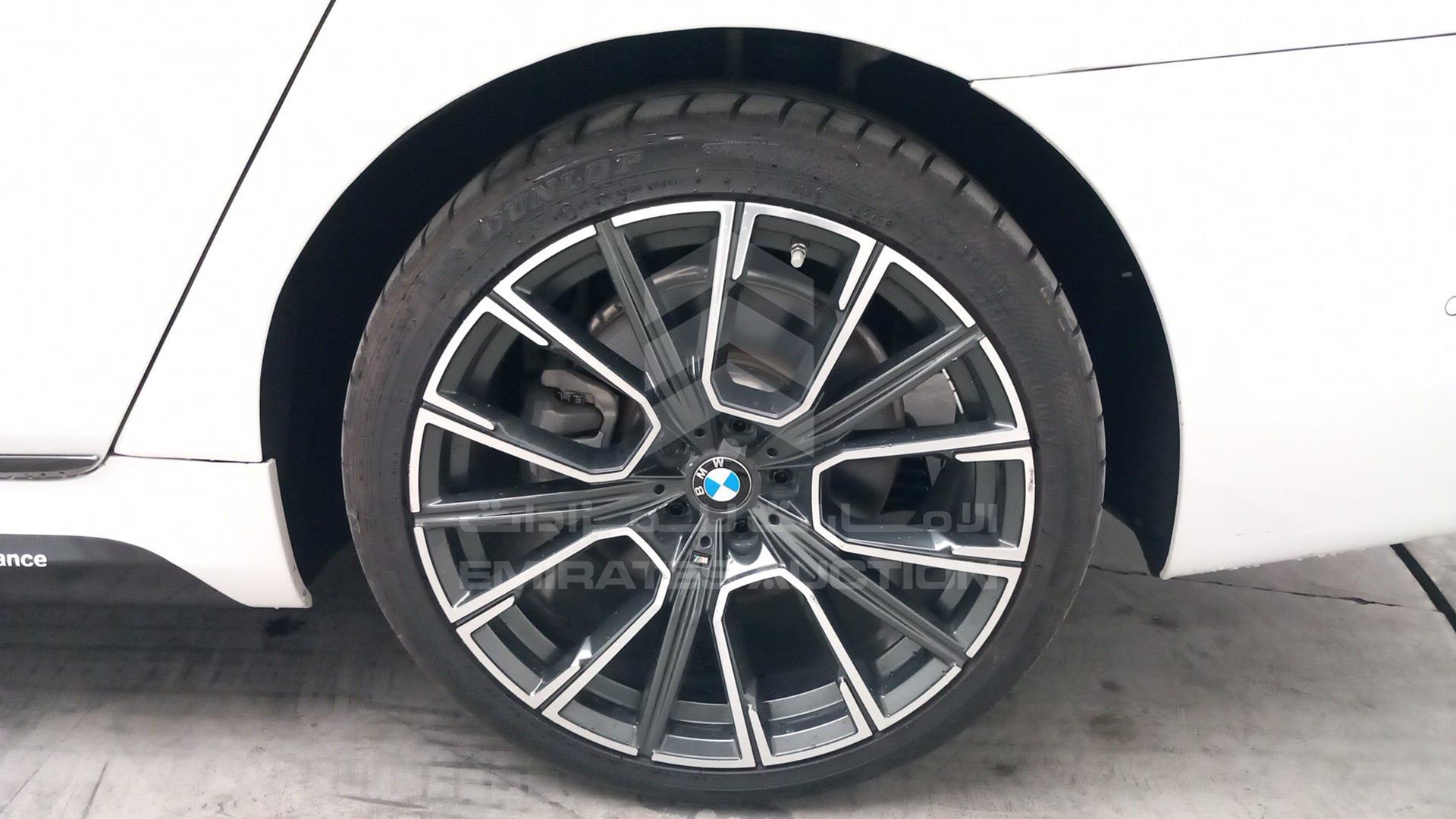 2019 BMW 750 VIN: WBA7F0C53KGM24963