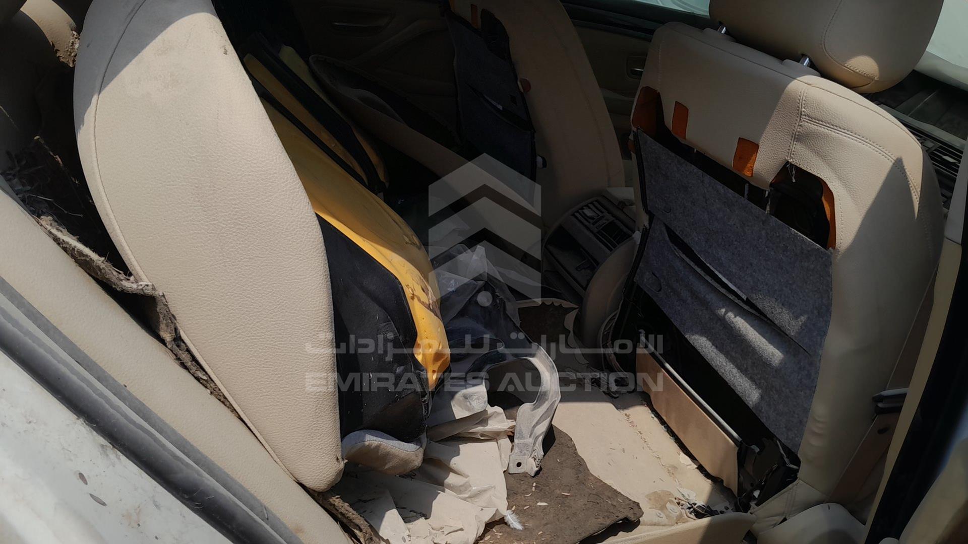 0 BMW 520 I VIN: WBA5A3101ED004865