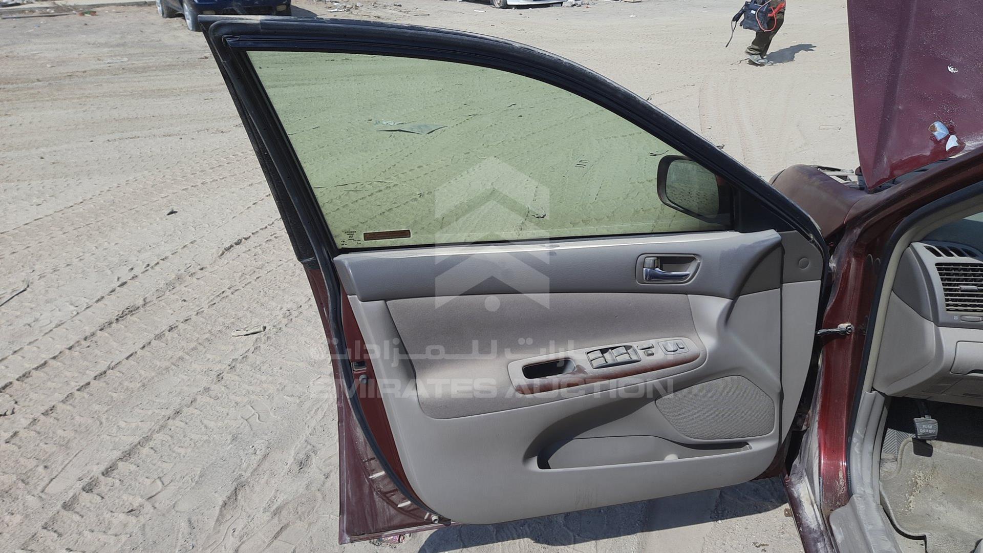 2005 TOYOTA CAMRY VIN: 4T1BE30K65U061846