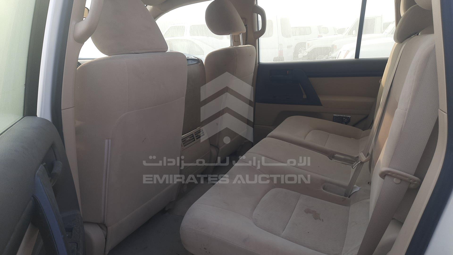 2013 TOYOTA LAND CRUISER VIN: JTMDU09J9D5065732
