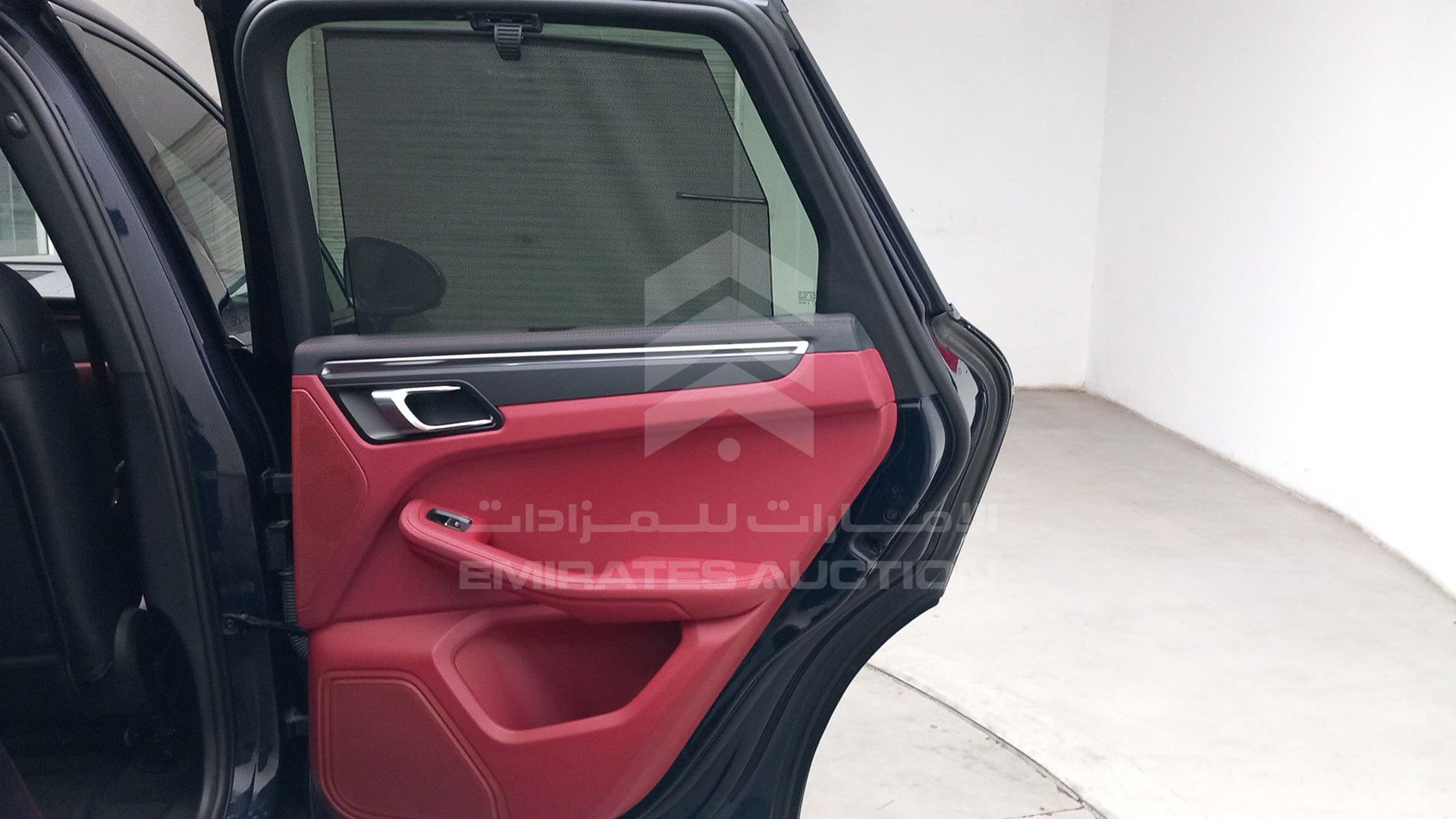 2022 PORSCHE MACAN VIN: WP1AA2A53NLB03067
